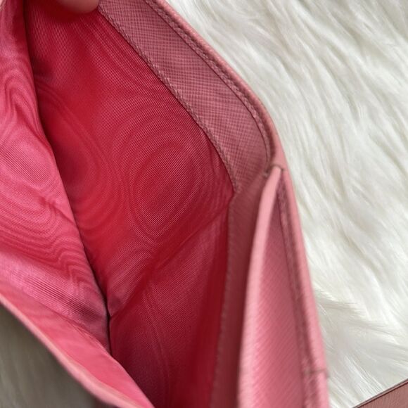 💯Authentic Prada compact Wallet 🍀 - Picture 3 of 15